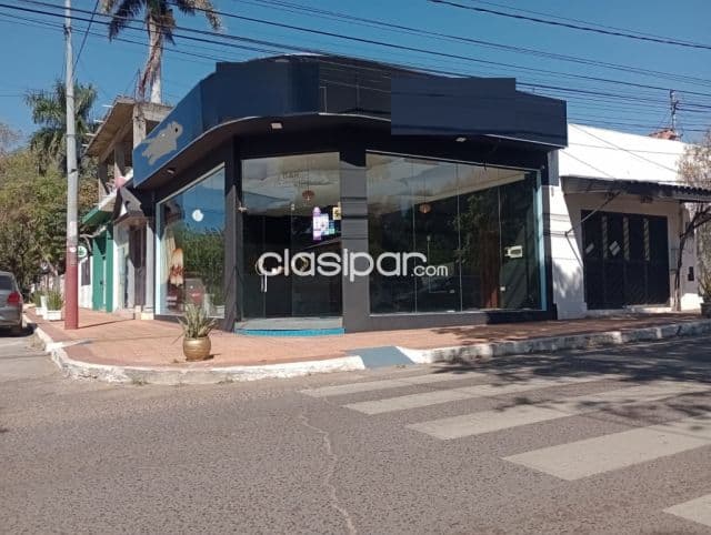 Villa Morra, shop. Mcal: 2 elegantes locales en esquina, 56 m3 c/u, tipo showroom, tienda