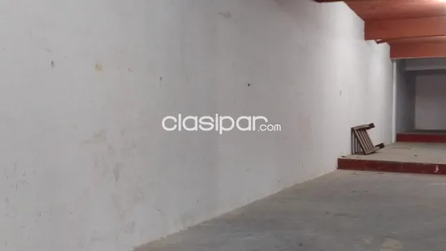 Recoleta, chof. Del chaco: 380 m2 + oficina, pisos de hormigon, 5.500.000 gs — foto 4