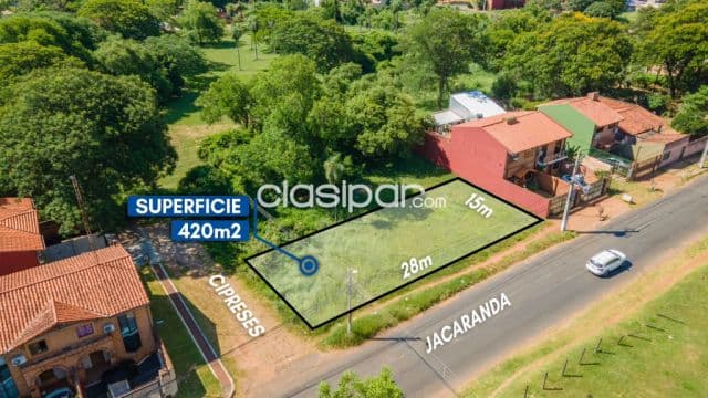 terreno en esquina zona laguna grande