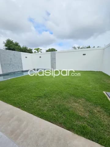 residencia minimalista de 5 suites A ESTRENAR en Mburucuyá, foto 4