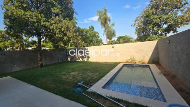 Hermosos duplex a estrenar en primer barrio de Luque