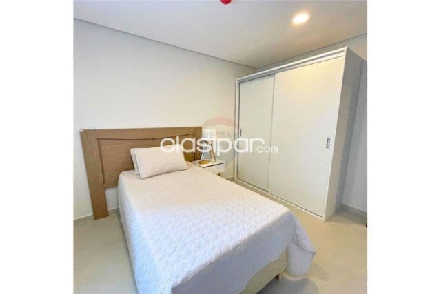 Depto en edificio la comarca de dos dormit. Barrio los laureles - asuncion