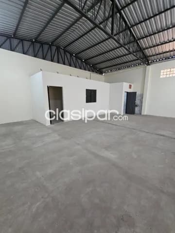 Tinglado de 348 m2 en Villa Eliza zona Zavalas Cue a 1 cuadra de Acceso Sur — foto 4