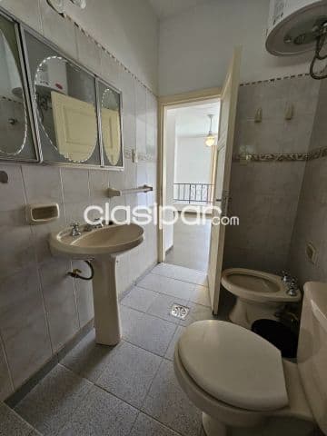 Casa para oficina corporativa en barrio mariscal estigarribia