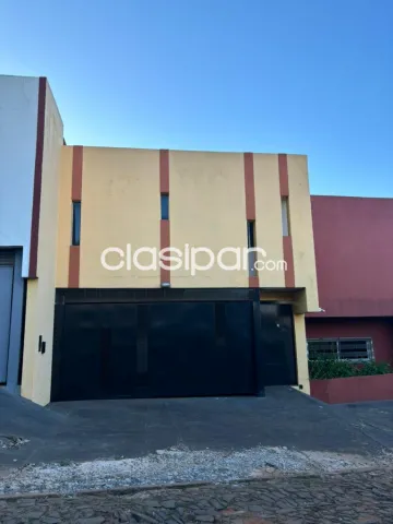 Dúplex a pasos del circuito comercial de Encarnación: 3 habitaciones y 3 baños — foto 3