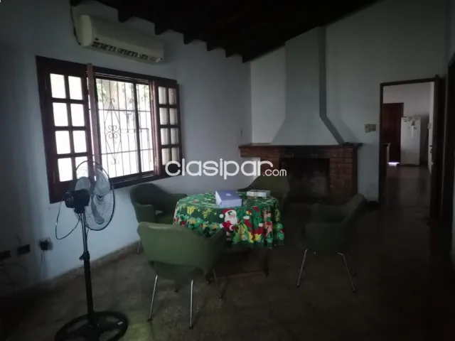 Casa en el barrio Mburucuya, foto 2