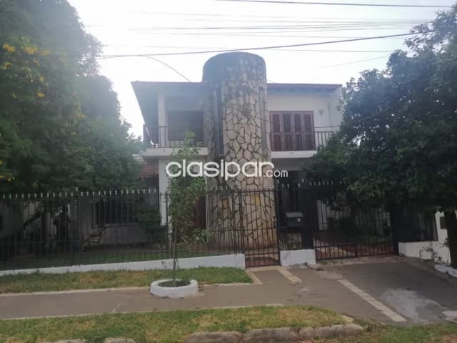 Casa en el barrio Mburucuya, foto 3