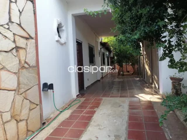 Casa en el barrio Mburucuya, foto 4