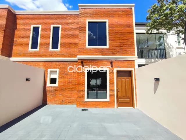 Duplex en Luque barrio loma merlo cod 4921 — foto 2