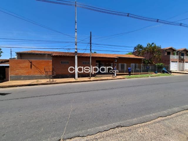 Casa en Luque barrio villa adela cod 4923 — foto principal
