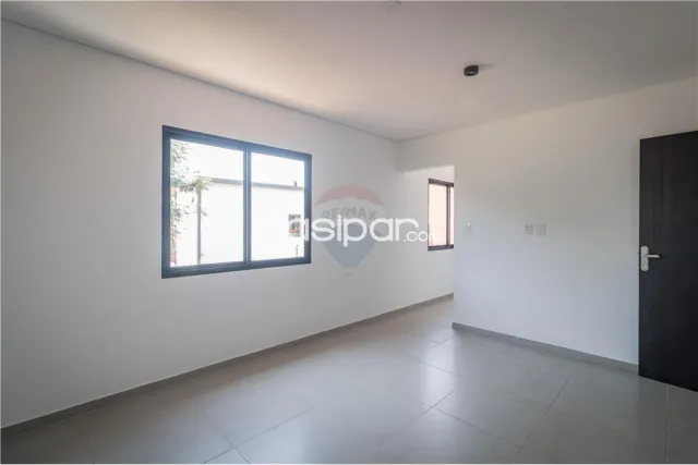 Duplex - Venta - Paraguay Central Luque — foto 4