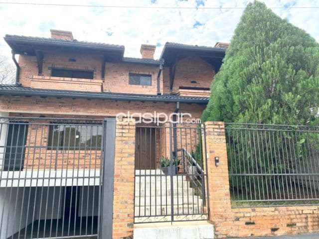O vendo casa en asuncion barrio seminario cod 4974