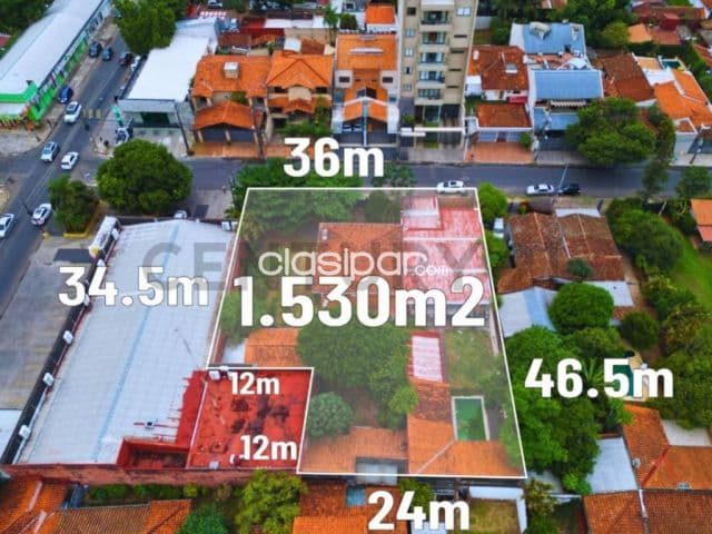Se vende importante terreno en San Cristóbal