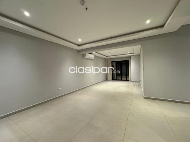 Departamento en Asunción, 3 Habitaciones y Área de Servicio