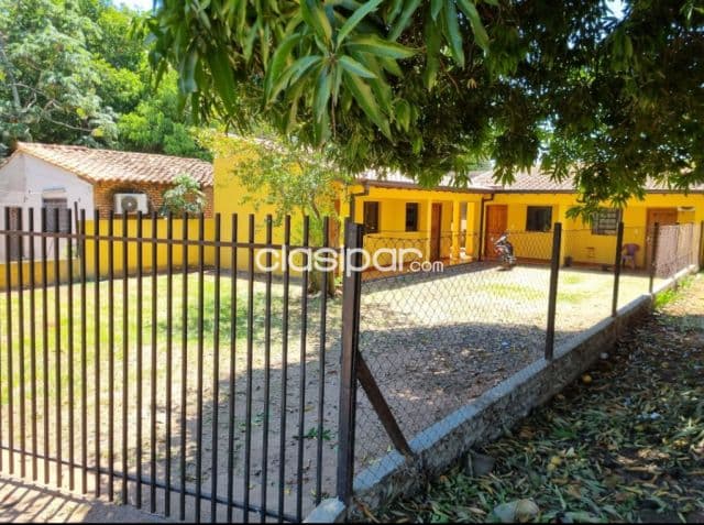 Casa de excelente ubicación en santani!!! Barrio monte alto