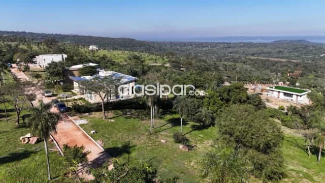 Terreno en sanber con vista directa al lago, a minutos del centro — foto 2