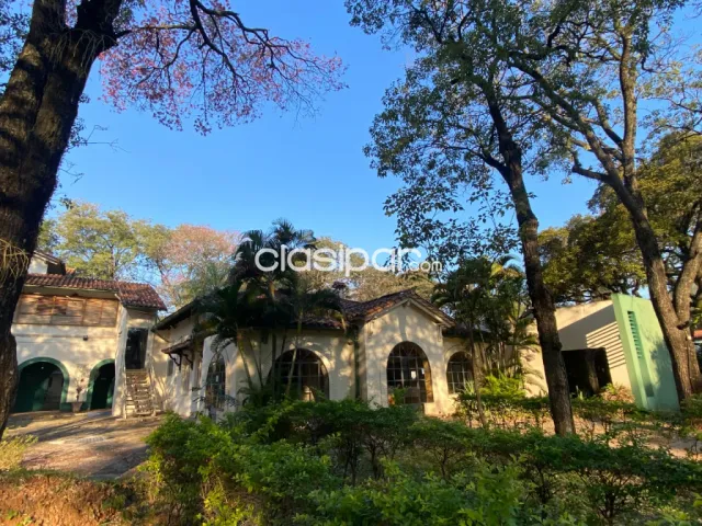 Villa Morra, prox. Col. Americano: 3.800 m2, en esquina ideal p/ empresas, colegios, unive — foto 3