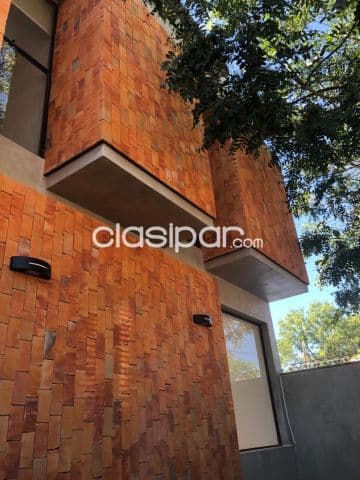 Triplex en Luque Zona Conmebol