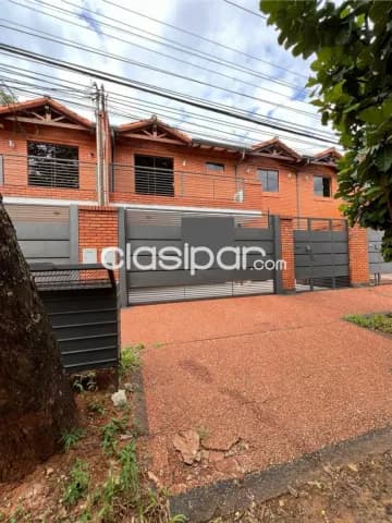 Duplex detras de la conmebol de 3 dormitorios — foto 5