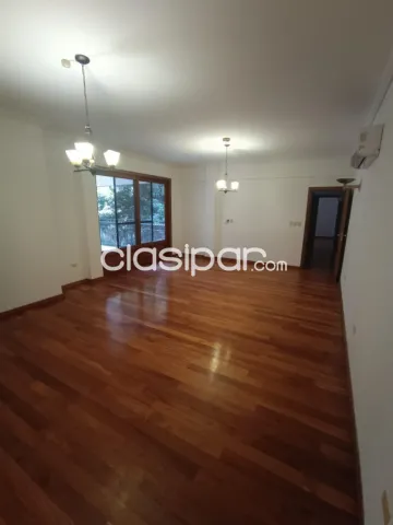 Villa Morra: Amplio depto tipo pent-house, amplia recepción, escritorio, 3 suites, foto 4
