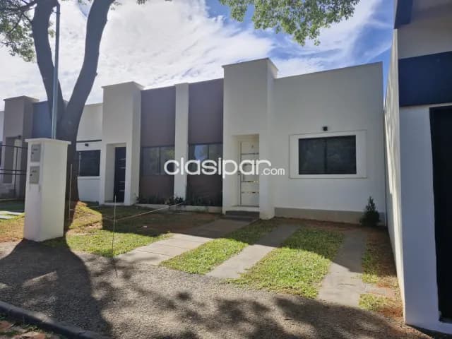 Casa en barrio cerrado a 1 cuadra de acceso sur, foto 2