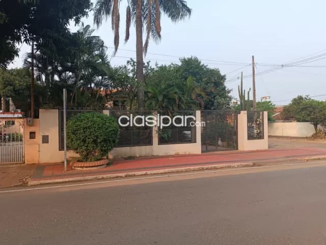 Casa en Esquina Ideal para Vivienda u Oficina — foto 3