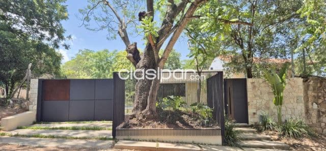 En San Bernardino fina residencia amoblada a estrenar