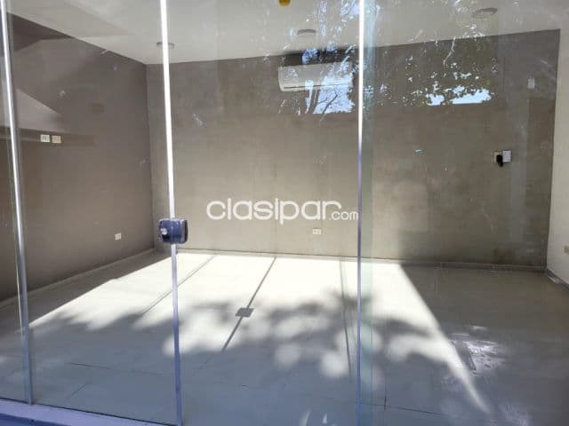 Triplex en barrio Jara cod 4997