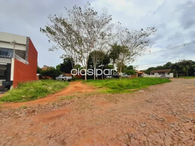 Terreno en esquina Ñemby límite con San Lorenzo — foto 2