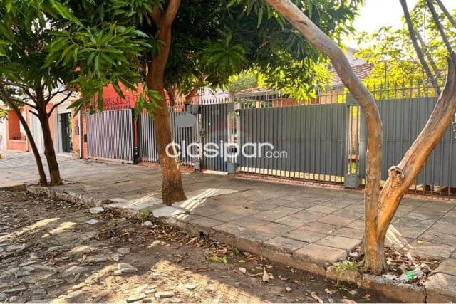 Terreno en barrio Herrera