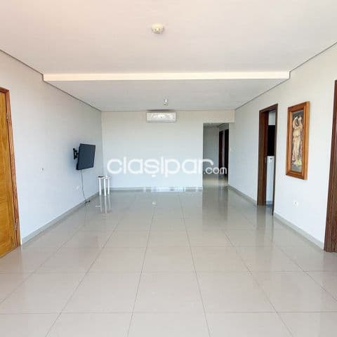 departamento de 3 dormitorios sobre la avda Molas López Asuncion