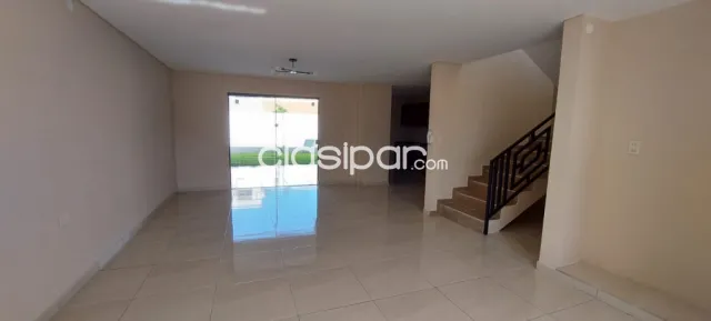 Dúplex sobre costanera este, Encarnación: 3 habitaciones y 3 baños, foto 4