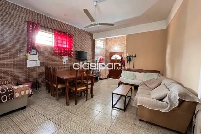 Casa en esquina de 3 pisos en Mariano R.A, foto 5