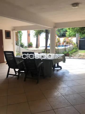 Casa ubicada en casco historico de aregua — foto 3