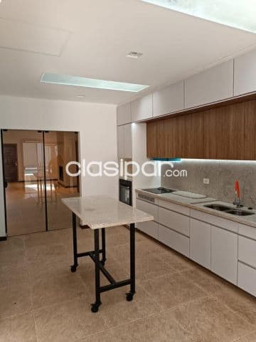 Casa en asuncion, bo. Mcal estigarribia. Cod 5076