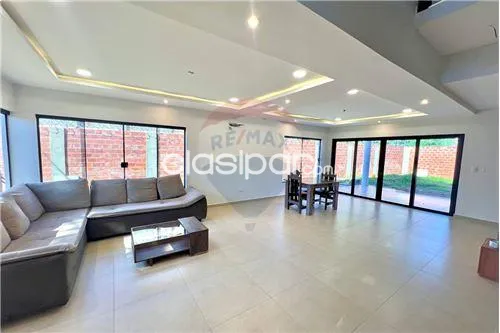 Casa recién construida a la venta, en San Lorenzo al límite con Luque, foto 4