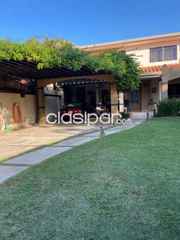 En Venta amplia residencia en Ycua Sati, a 1 cuadra de la Avda. Santa Teresa, foto 3