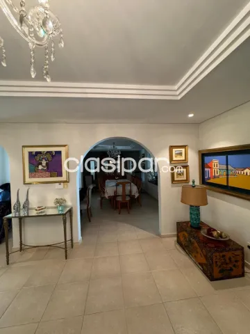 En Venta amplia residencia en Ycua Sati, a 1 cuadra de la Avda. Santa Teresa, foto 4