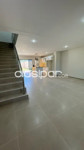 Duplex a Estrenar con patio Luque cit nanawa — foto 3