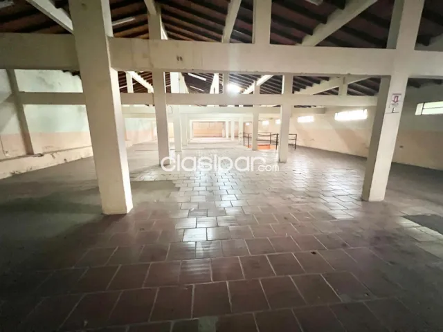 En Alquiler Showroom / Depósito en San Vicente A419 — foto 3
