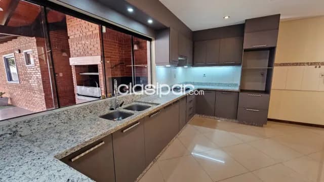 Casa en lambare zona cacique cod 5108 — foto 3