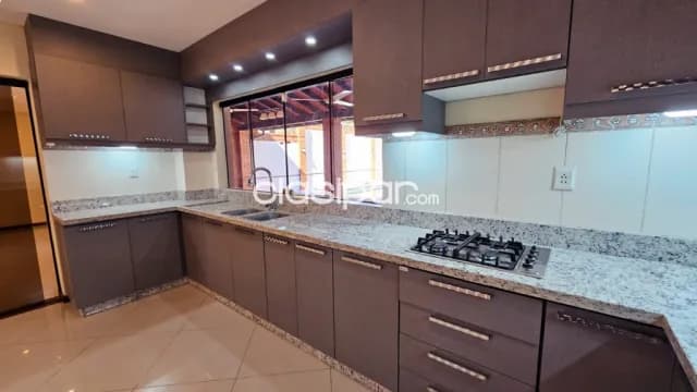 Casa en lambare zona cacique cod 5108 — foto 4