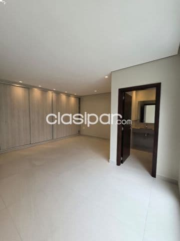 Casa a estrenar en venta en Manora
