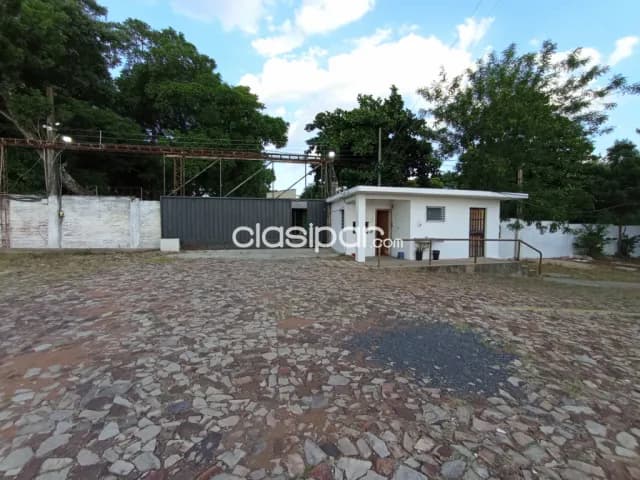 Villa Elisa: 2.000 m2, 2 plantas, impecable infraestructura, estacionamiento, gran propied, foto 3