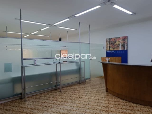 Villa Morra: 800 m2, p/ empresas, oficinas, confortables ambientes útiles, 15.000.000 gs