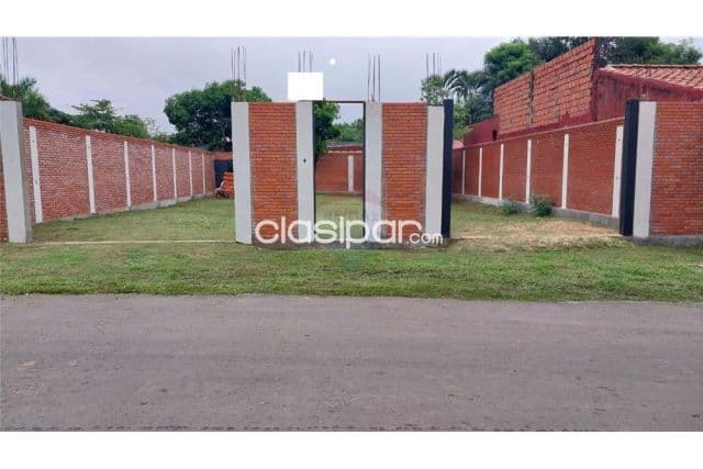 Terreno amurallado a pasos de gral aquino