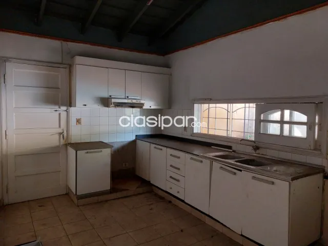 Amplia casa toda en planta baja en Luque primer barrio‼️ c-1171 — foto 5
