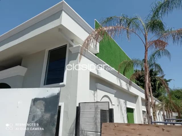Villa Morra, conex. Shop. Del sol: 450 m2, importante local empresarial, nivel premium, foto 2