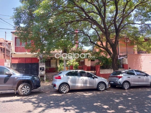 Vivienda a demoler en barrio top de asuncion