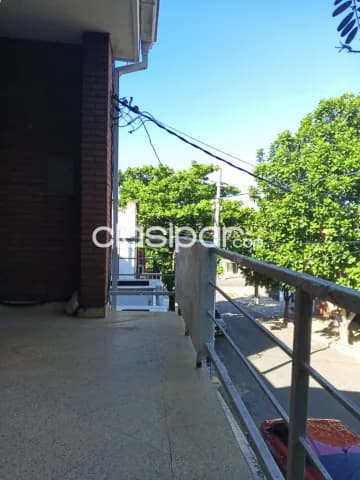 En venta amplia casa en bo sajonia, con patio ! A 2 minutos de las 2 costaneras!! — foto 5